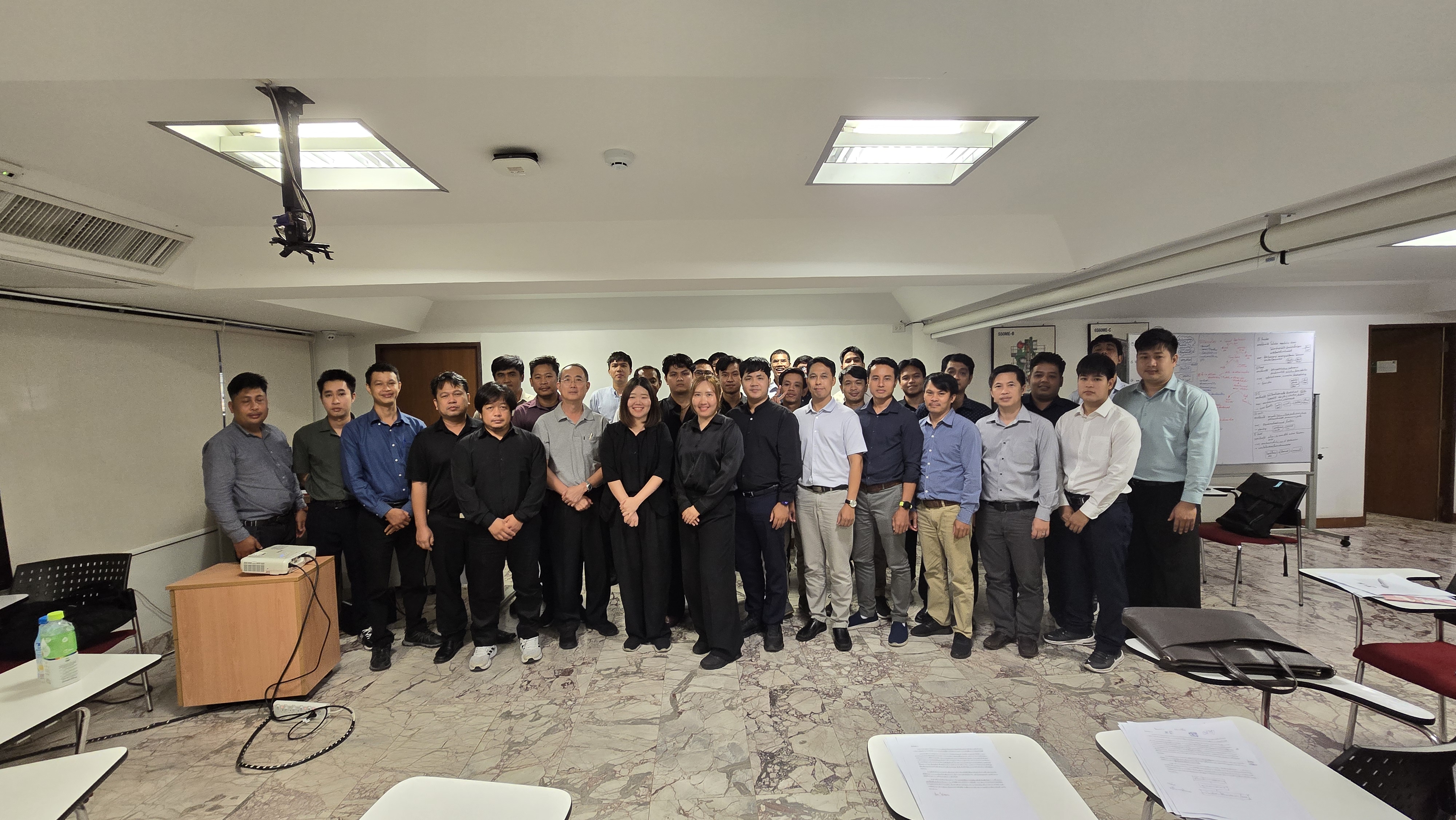คณะจิตวิทยา จัดอบรม Stress, Depression and Burn out Prevention Training Program ให้กับลูกเรือบริษัทพรีเชียส ชิพปิ้ง (รุ่นที่16)